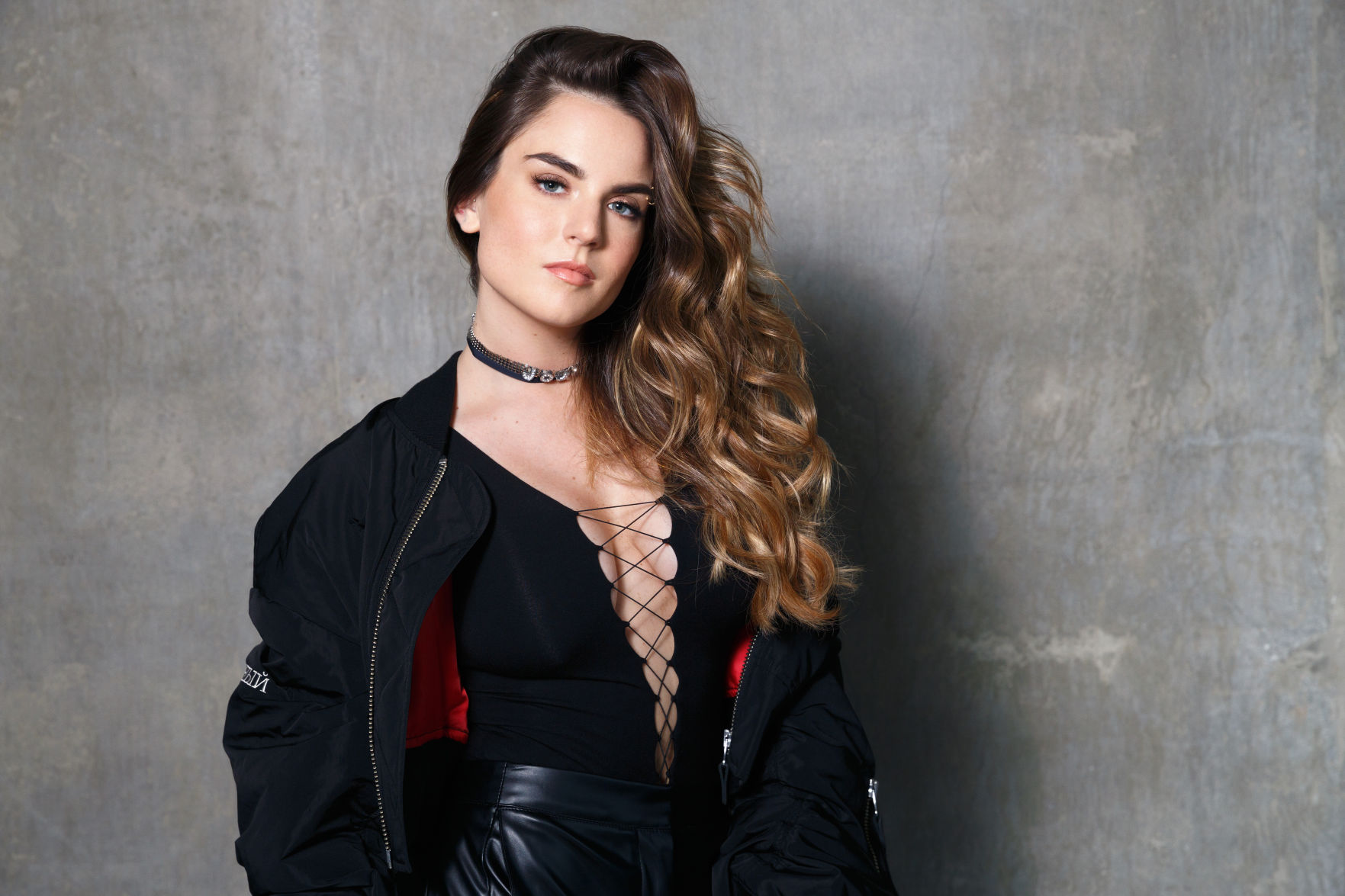 JOJO